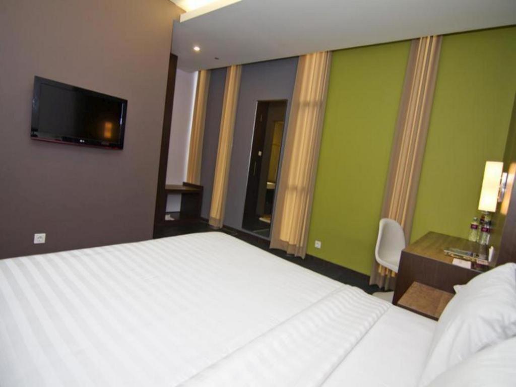 Plan B Hotel Παντάνγκ Εξωτερικό φωτογραφία