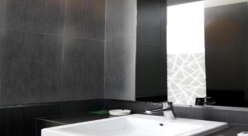 Plan B Hotel Παντάνγκ Εξωτερικό φωτογραφία