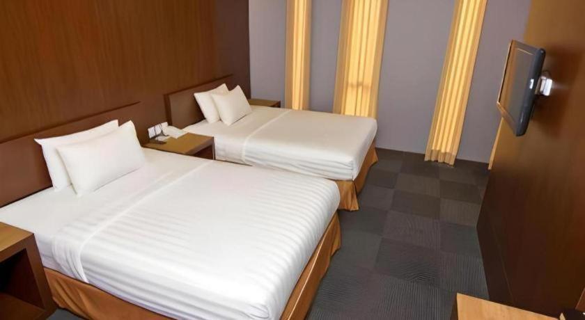 Plan B Hotel Παντάνγκ Εξωτερικό φωτογραφία