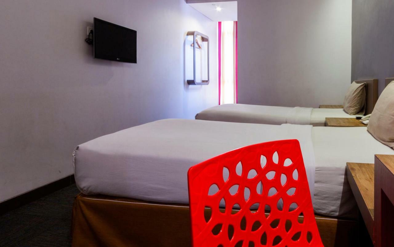 Plan B Hotel Παντάνγκ Εξωτερικό φωτογραφία